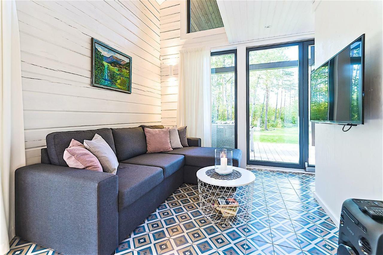 Hapsal Spa Villas Bagian luar foto