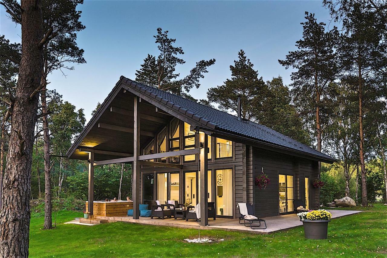 Hapsal Spa Villas Bagian luar foto